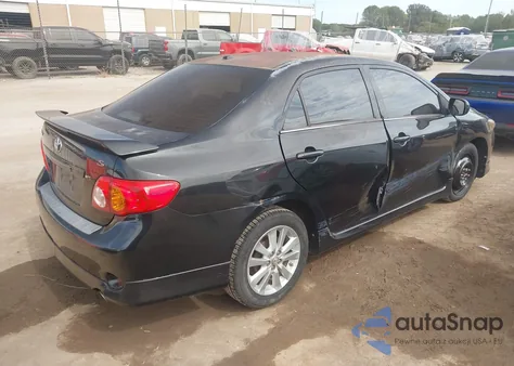 2010 Toyota Corolla S z USA, uszkodzony, nr VIN 2T1BU4EE4AC404838